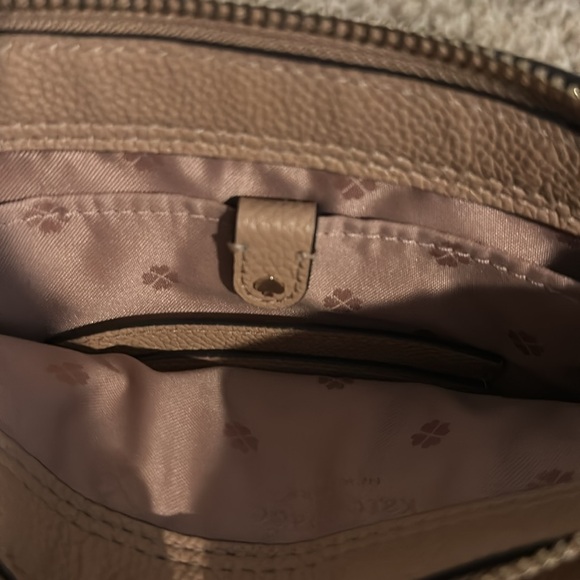 Kate Spade NY Leather Convertible Med. Crossbody Bag - Picture 6 of 7